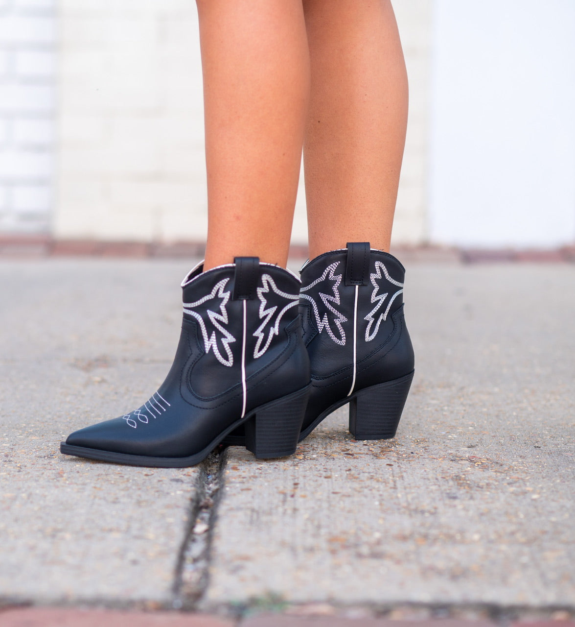 Womens black hot sale western booties