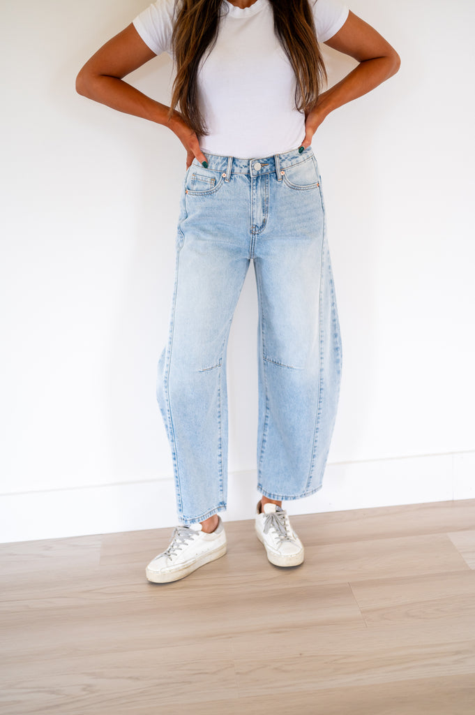 High Rise Barrel Jeans-Light Denim