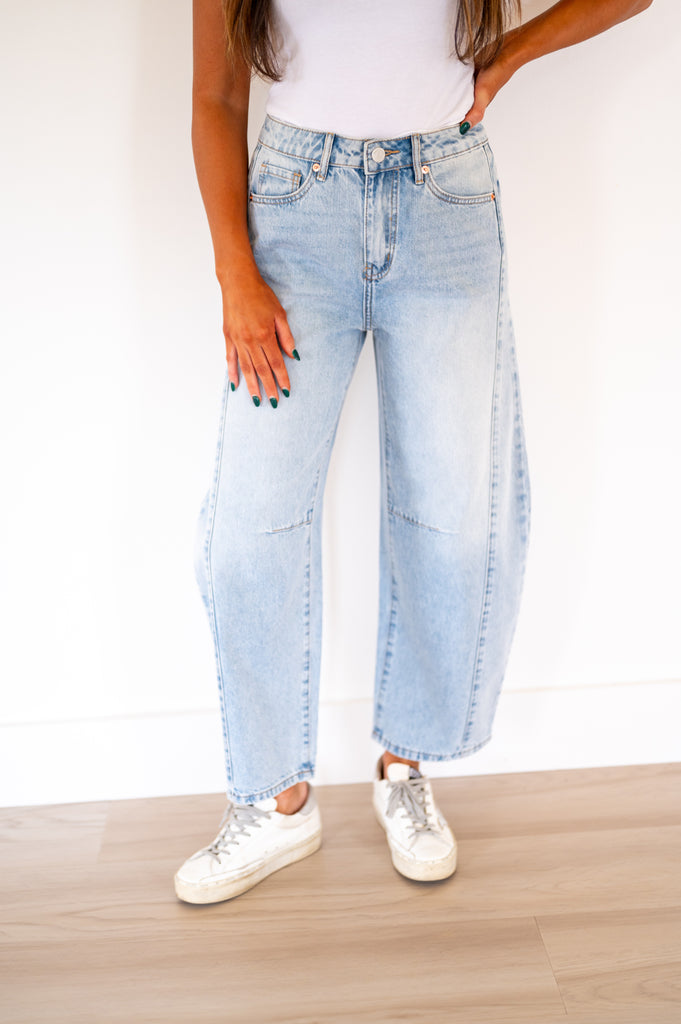 High Rise Barrel Jeans-Light Denim