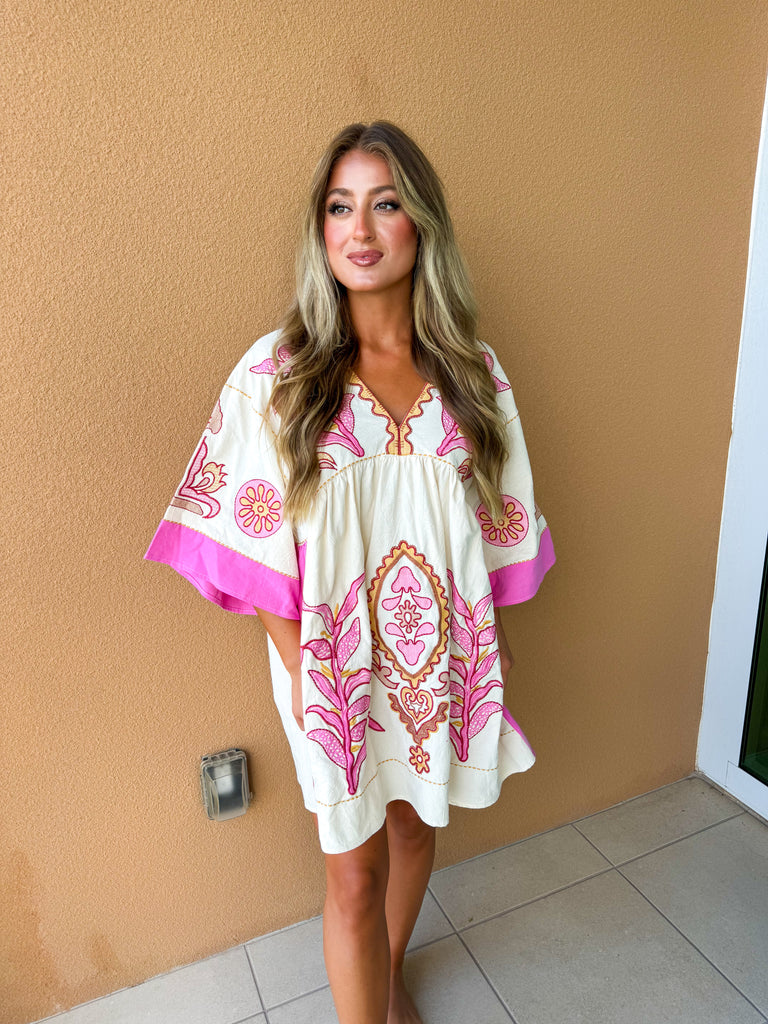 Payton Embroidery Dress-Cream/Pink