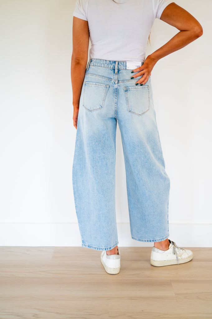 High Rise Barrel Jeans-Light Denim